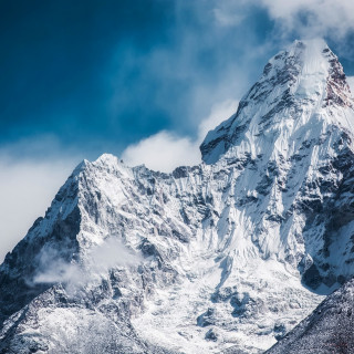 Amadabalam(6812M)